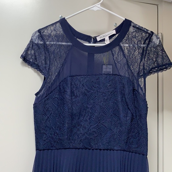 BcbGeneration Lace Front Cocktail Dress w/pleats 6 - Picture 4 of 9